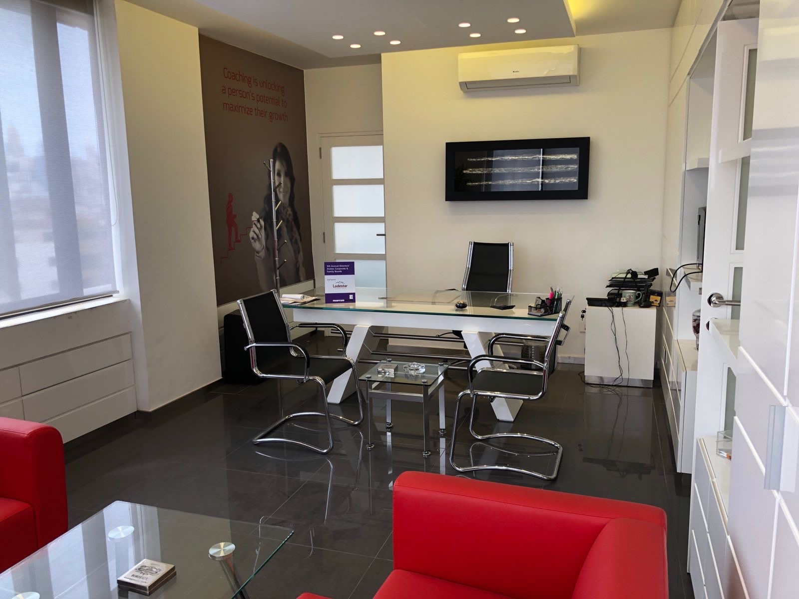 OFFICE in Mirna chalouhi