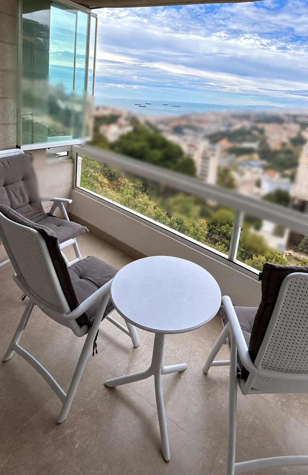 APARTMENT in Ain Saade