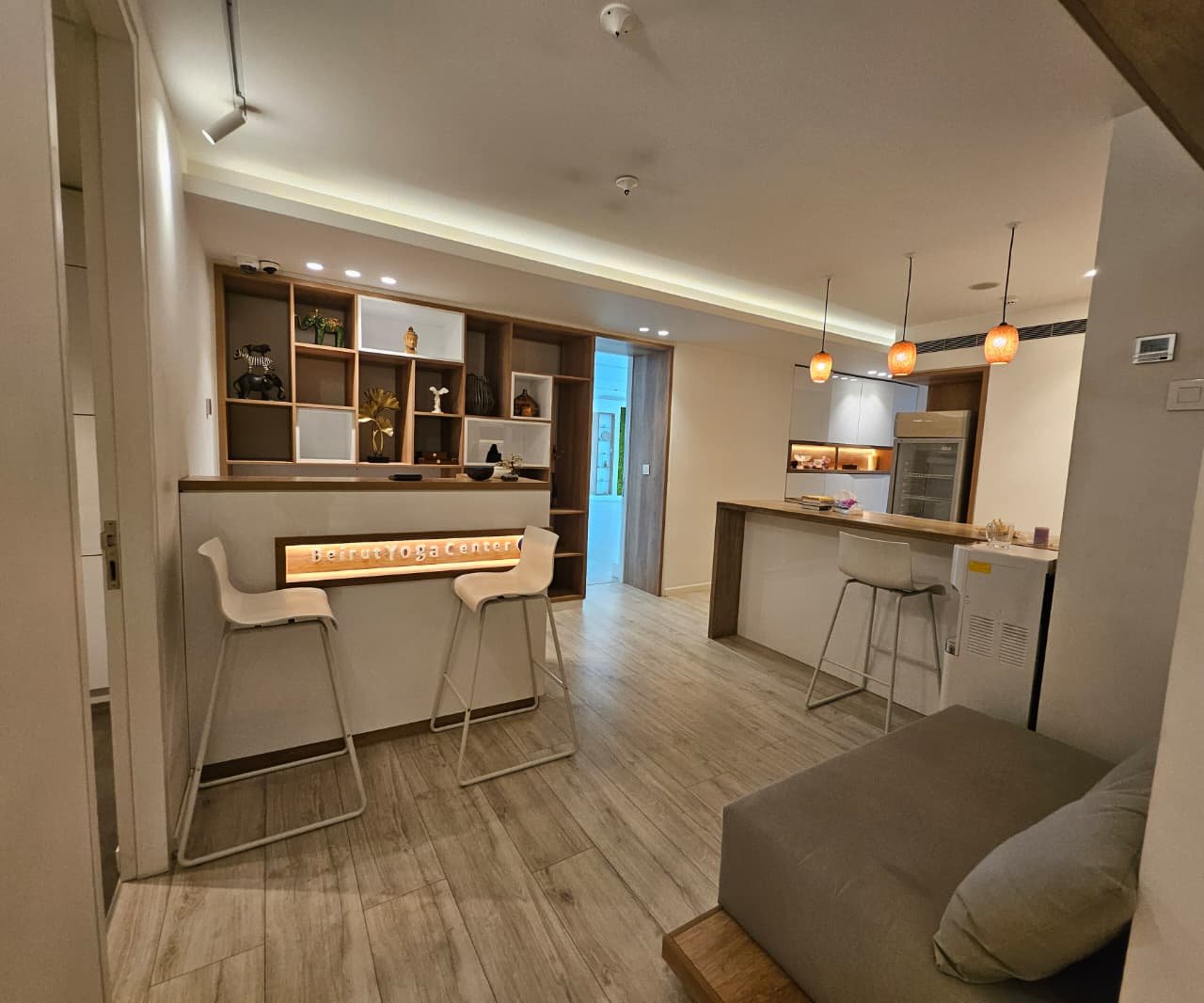 OFFICE in Ant Elias