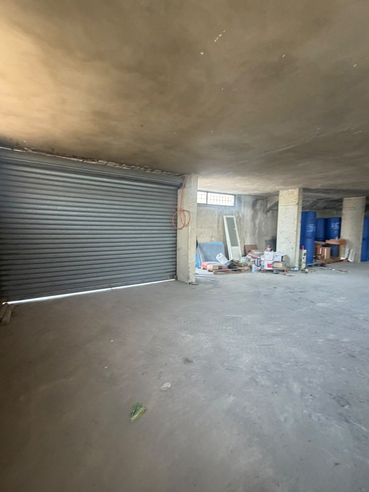 WAREHOUSE  in Halat