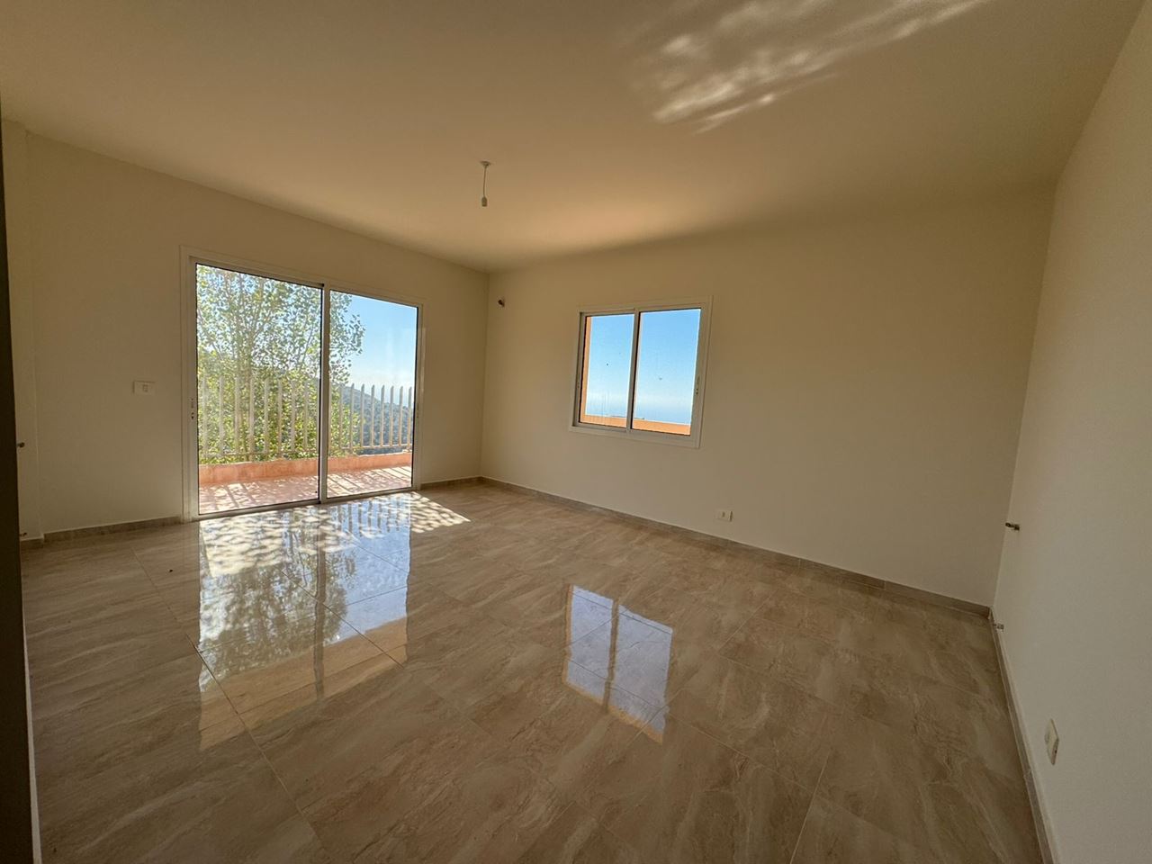 Sea-view apartment for sale in Breij, Jbeil