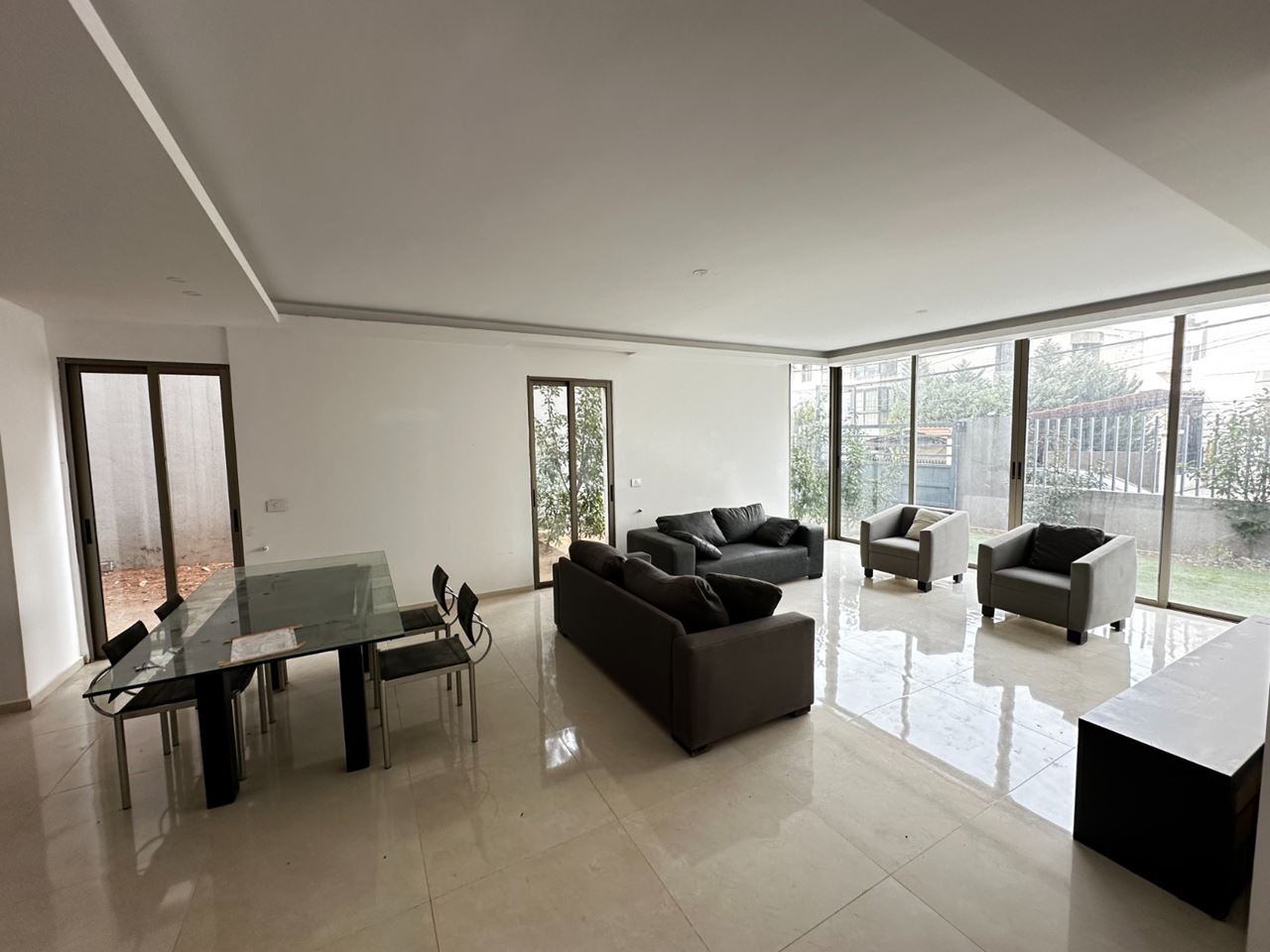 Apartment with a garden for sale in Ain Najem, Metn