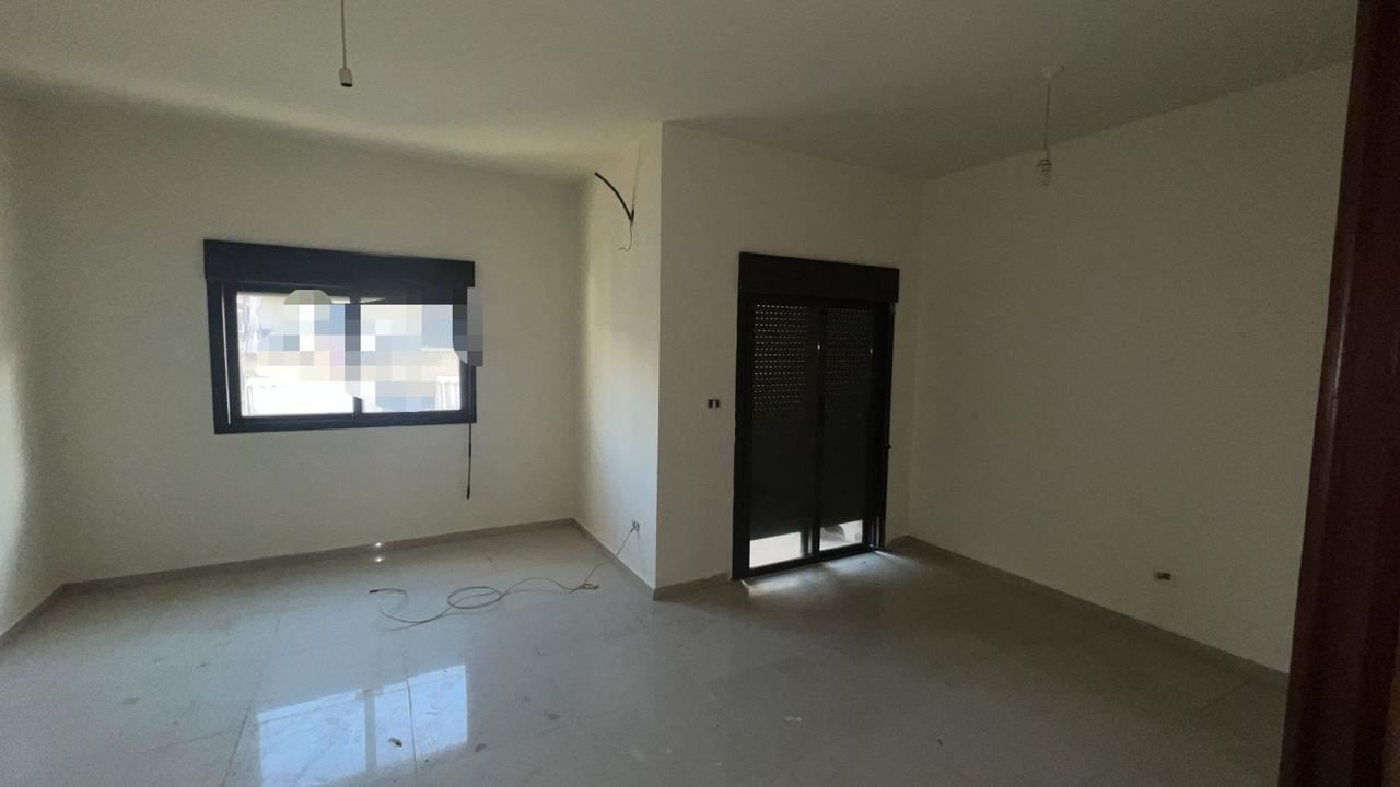 Apartment with a mountain view for sale in Bauchrieh, Metn