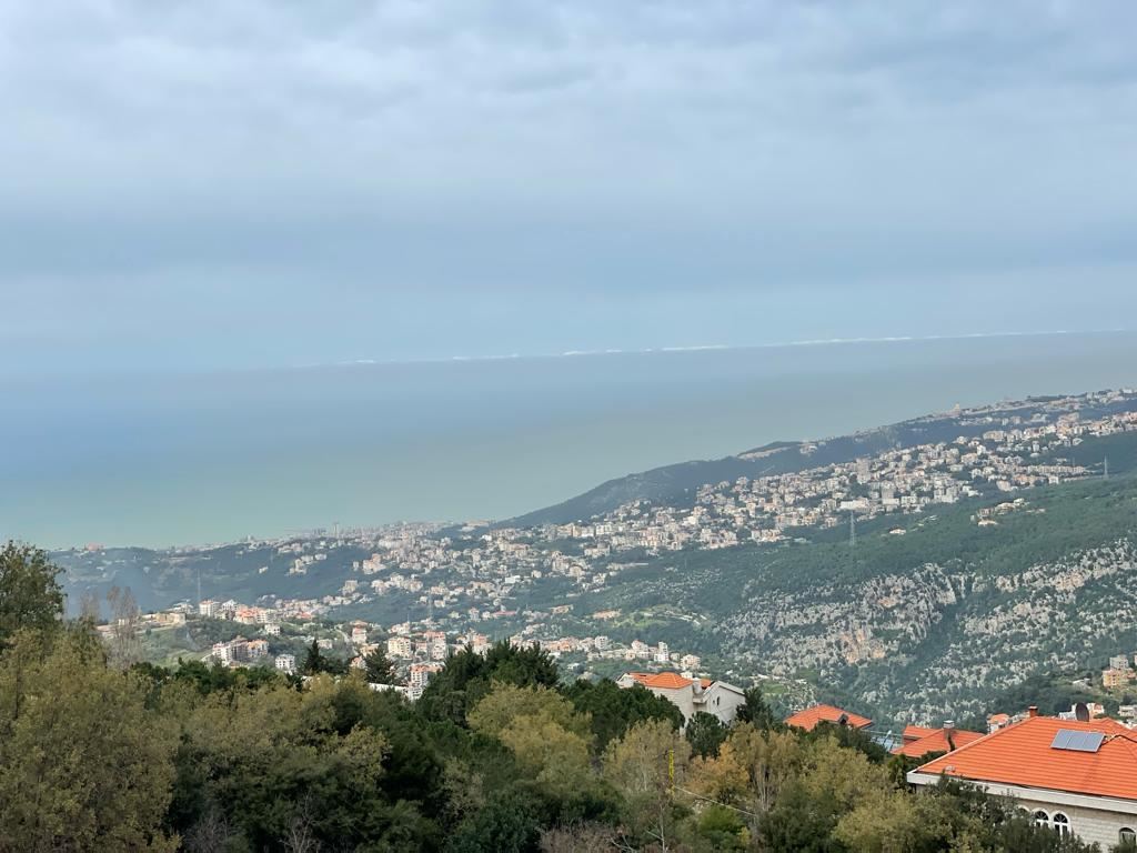 أرض للبيع في بكفيا، المتن