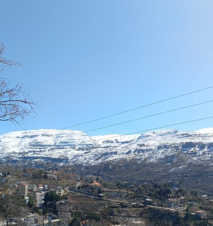 Apartment with a terrace for rent in Hrajel, Keserwan