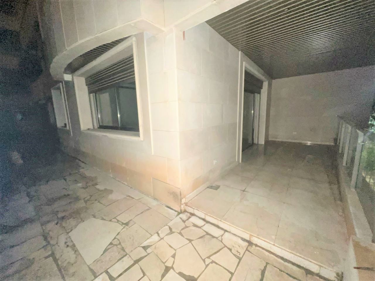 Apartment with a terrace for sale in Rihaniyeh, Baabda