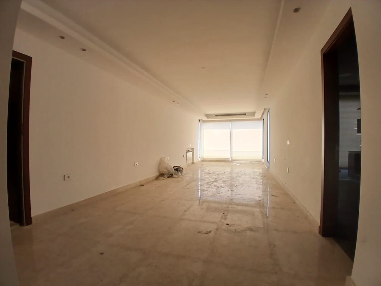 شقة للبيع في جل الديب، المتن