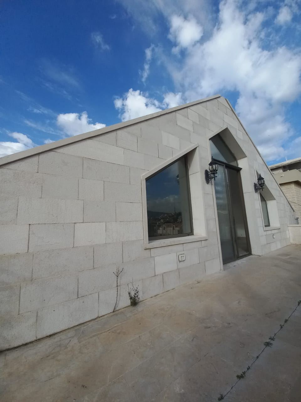 Sea-view villa for sale in Sehayli, Keserwan