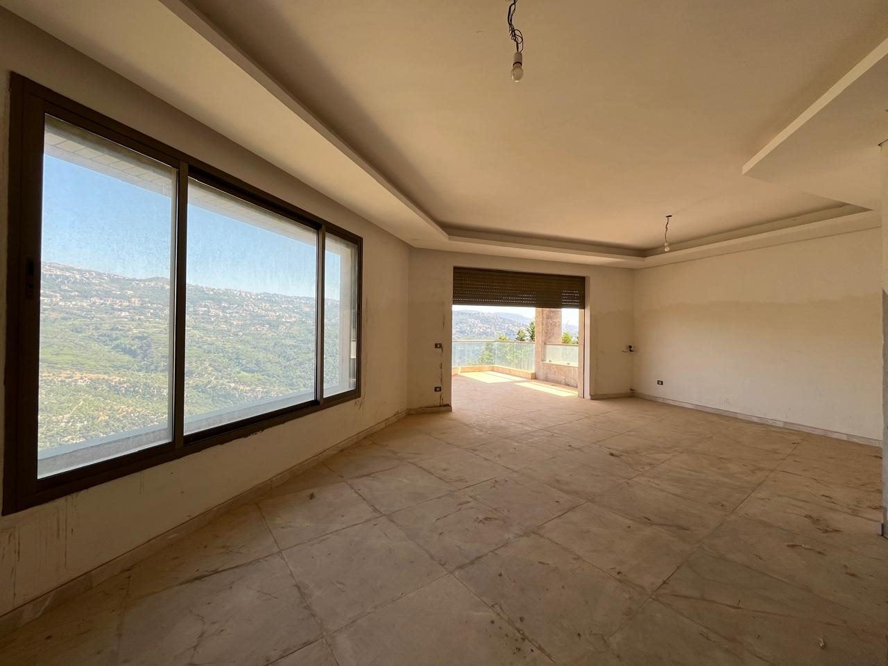 Apartment with a pool for sale in Bet Mery, Metn