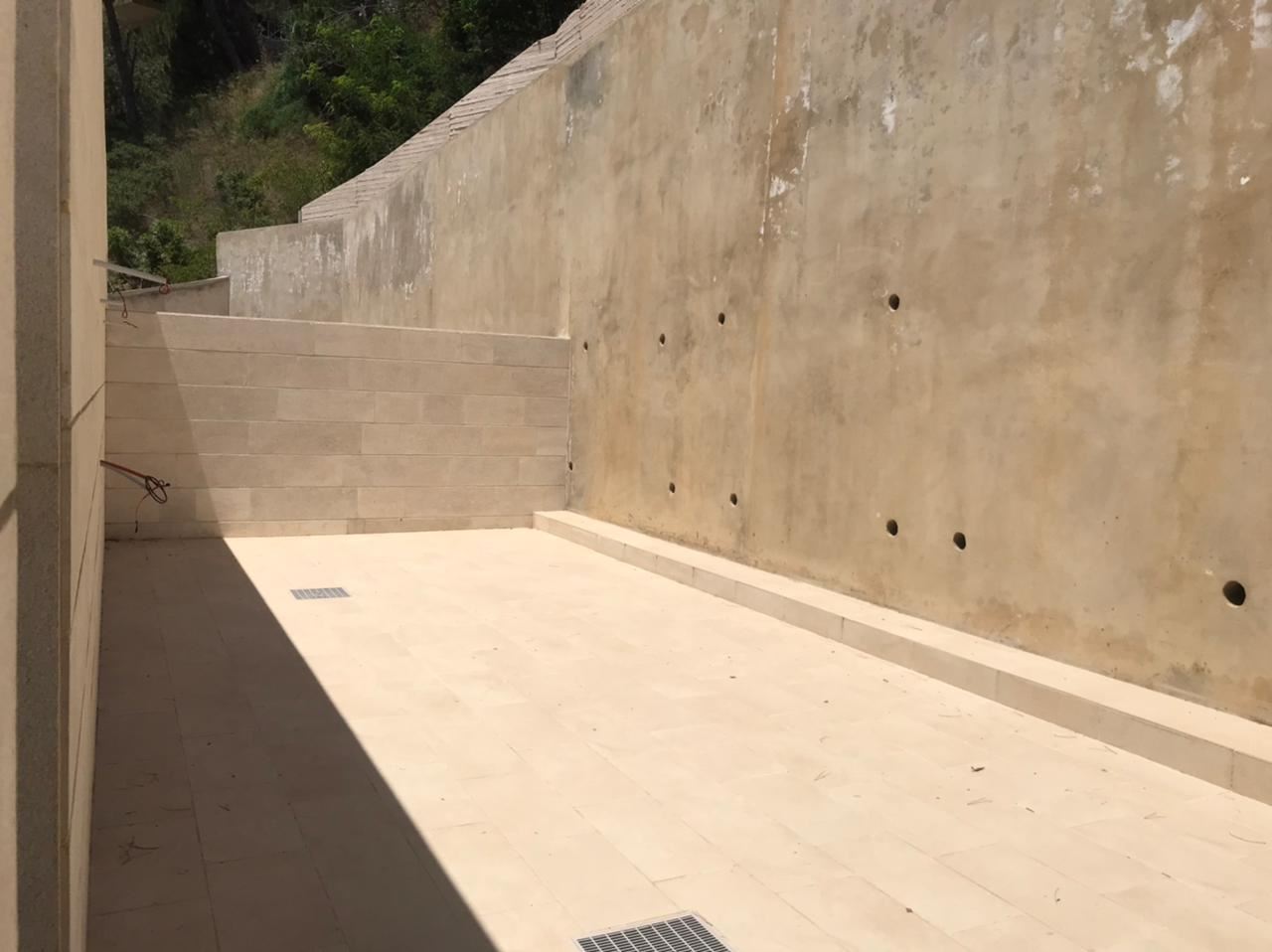 Apartment with a terrace for sale in Baabdat, Metn