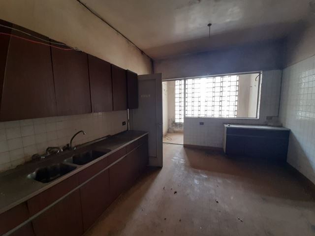 Office for rent in Achrafieh, Beirut - photo 2