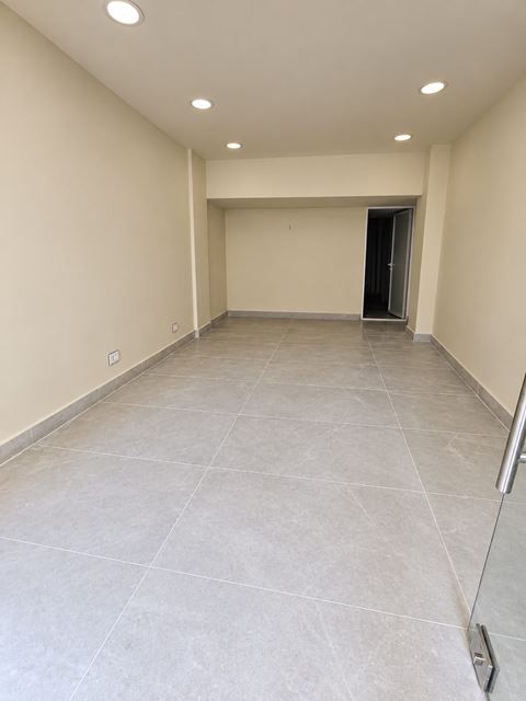 Store for sale in Ain el remaneh, Baabda - photo 2