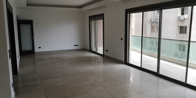 Sea-view apartment for rent in Tallet el khayat, Beirut
