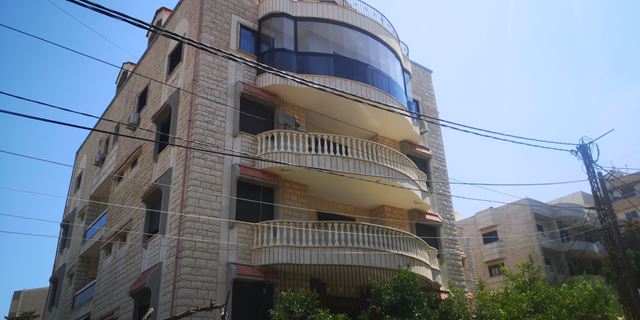 Sea-view building for sale in Bchamoun, Aley - photo 2