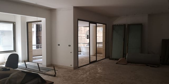 شقة للبيع في اشرفيه، بيروت