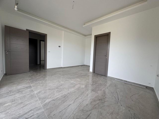 Villa with a garden for sale in Mechmech, Jbeil - photo 2