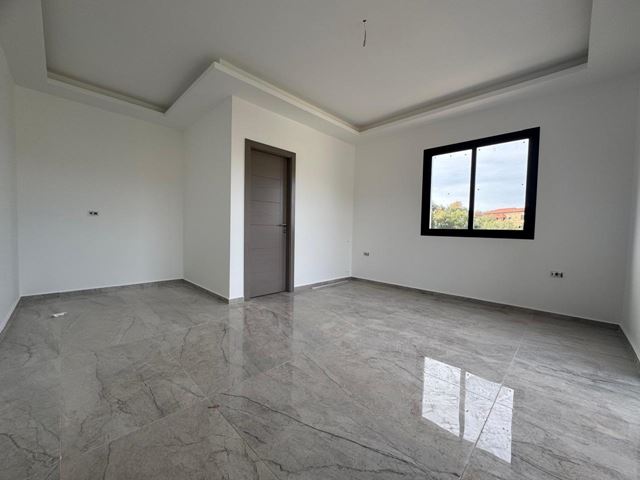 Villa with a garden for sale in Mechmech, Jbeil - photo 3