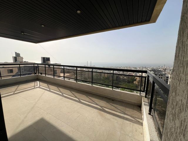 Sea-view apartment for rent in Zouk mosbe7, Keserwan