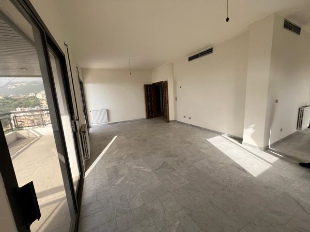 Sea-view apartment for rent in Zouk mosbe7, Keserwan - photo 3