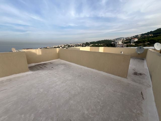 Sea-view apartment for sale in Kfaryassien, Keserwan - photo 2