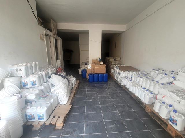 مستودع للإيجار في ضبية، المتن