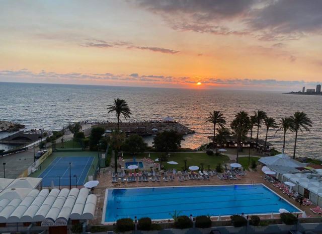 Sea-view chalet for sale in Jounieh, Keserwan - photo 2