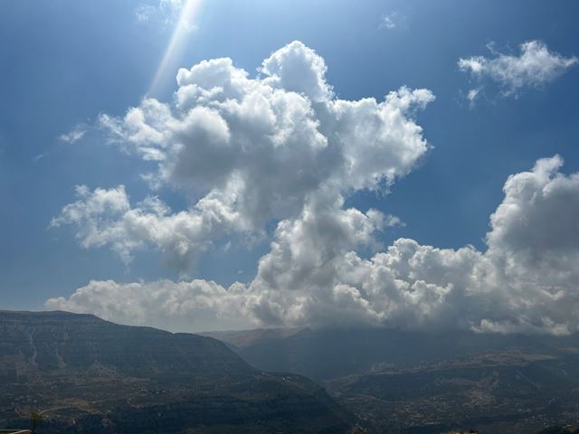 أرض بإطلالة على الجبل للبيع في لقلوق، جبيل - صورة 2