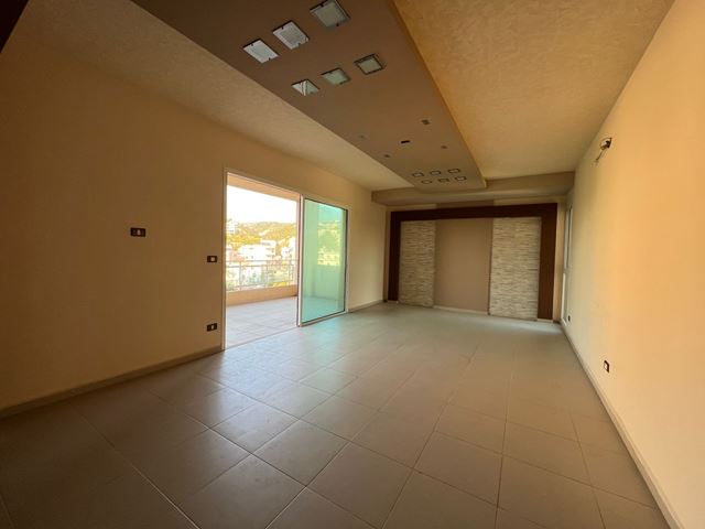 Sea-view apartment for sale in Jbeil