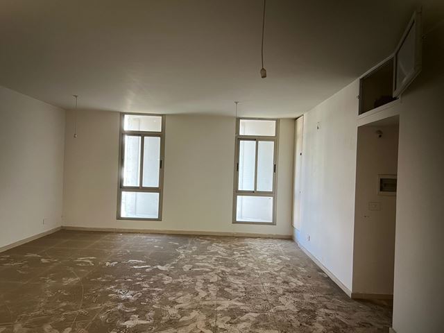 Store for sale in Aamchit, Jbeil