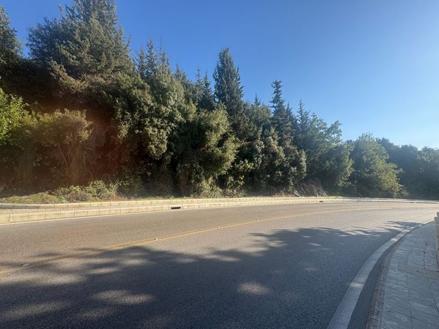 Sea-view land for sale in Kfour, Keserwan