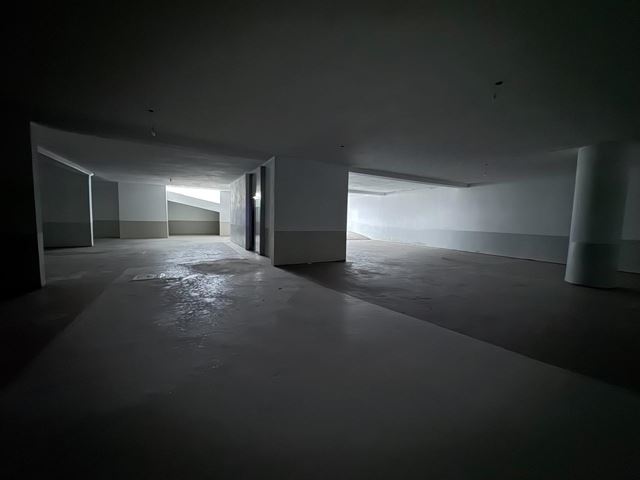 مستودع للبيع في جبيل - صورة 3