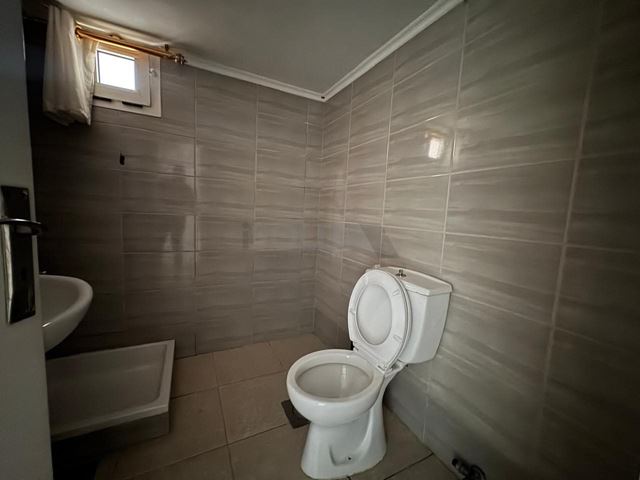 Furnished apartment for sale in Aamchit, Jbeil - photo 3