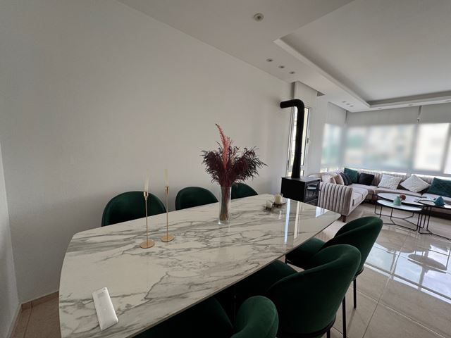 Sea-view apartment for sale in Jbeil - photo 3