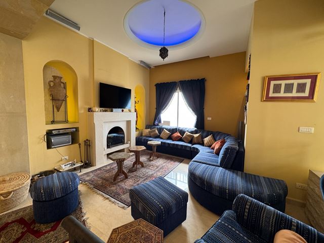 Sea-view apartment for sale in Jbeil - photo 3