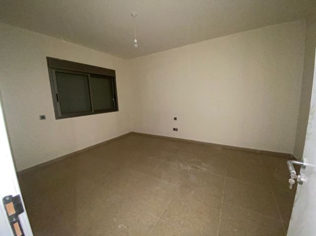 Apartment with a terrace for sale in Mazraat yachouh, Metn - photo 3