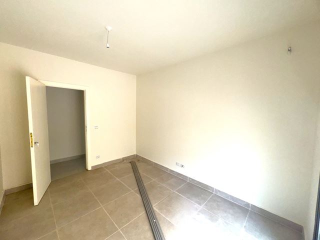 Apartment with a terrace for sale in Monteverde, Metn - photo 3