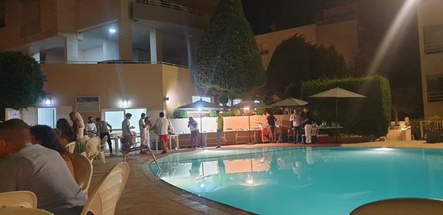 Apartment with a pool for sale in Al jamhour, Baabda - photo 2