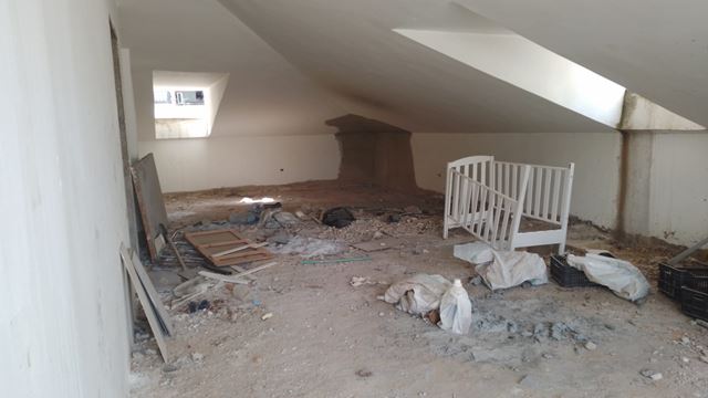 Apartment with a mountain view for sale in Mansourieh, Metn - photo 2
