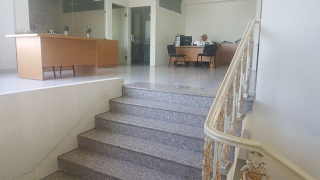 Office for rent in Mansourieh, Metn - photo 2