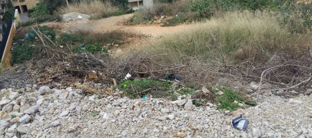 أرض بإطلالة على البحر للبيع في مطيلب، المتن