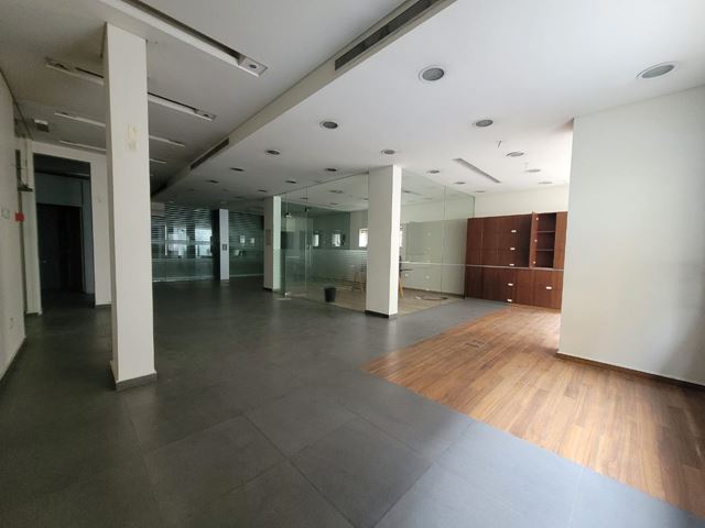 Building for sale in Mazraat yachouh, Metn - photo 3