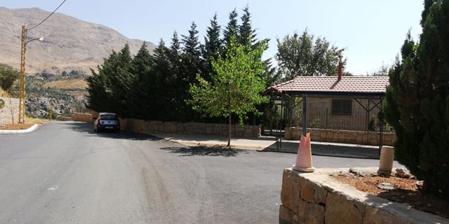 Land for sale in Baskinta, Metn - photo 2
