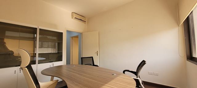 Furnished office for rent in Ant Elias, Metn - photo 2