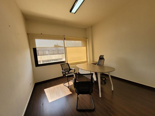 Furnished office for rent in Ant Elias, Metn - photo 3