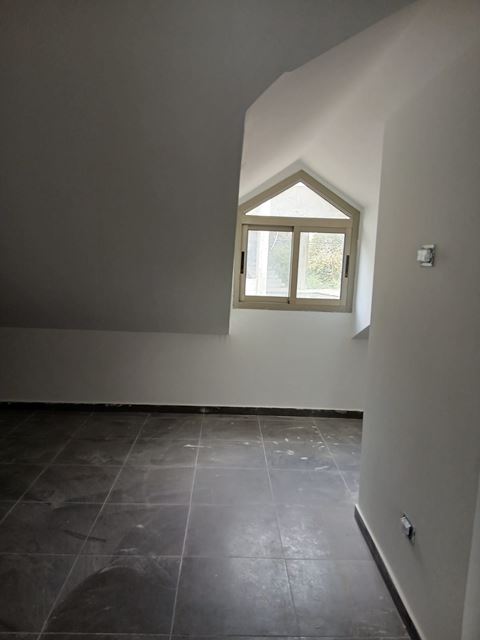 Sea-view villa for sale in Ajaltoun, Keserwan - photo 2