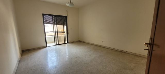 Apartment with a mountain view for sale in Zalka, Metn - photo 3