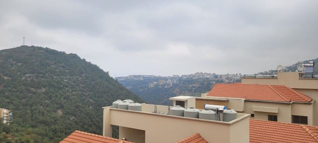Sea-view apartment for sale in Mazraat yachouh, Metn
