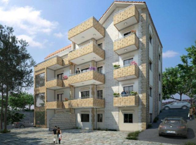 Building for sale in Blat, Jbeil