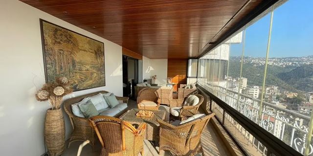 Sea-view apartment for sale in Rabieh, Metn - photo 3