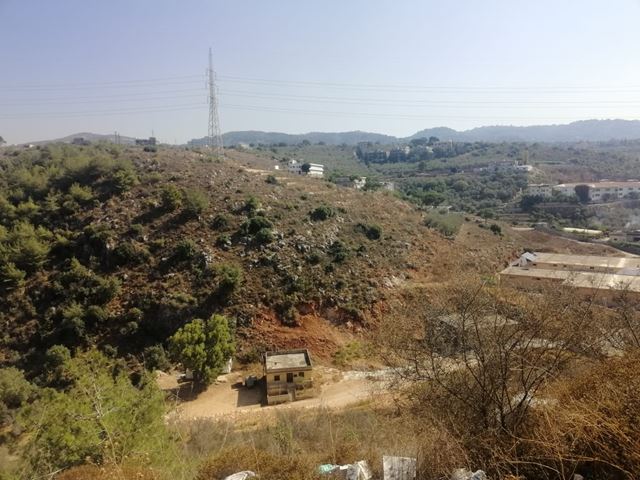 Land with a mountain view for sale in Debbieh, Chouf - photo 2